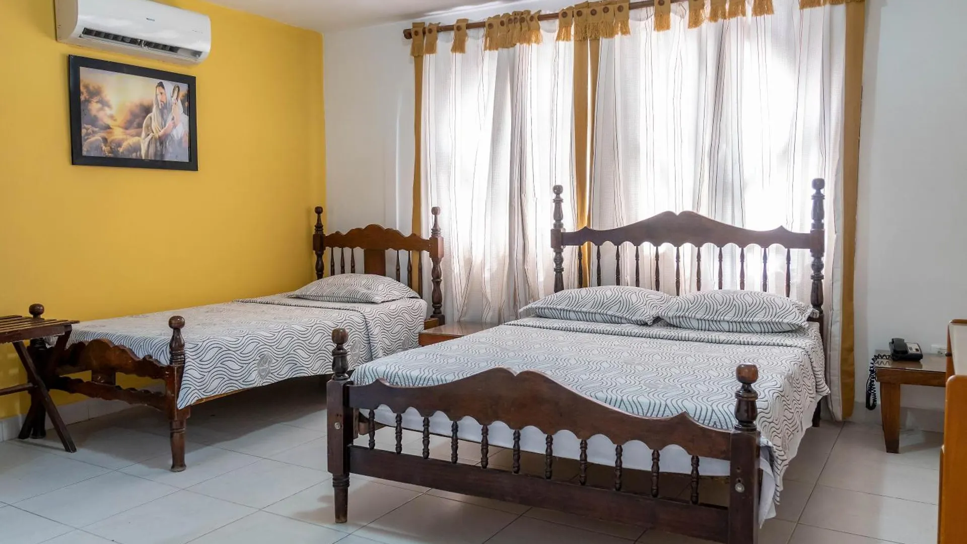 ***  Hotel Veleros Cartagena Colombia